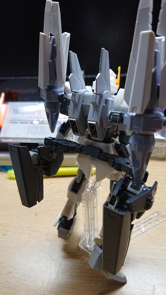 名古屋公演で
さよならアンドロメダを聞いた影響で製作が始まりました
(もともと探査MS作りたかったのですが、ビビっと来ました。)