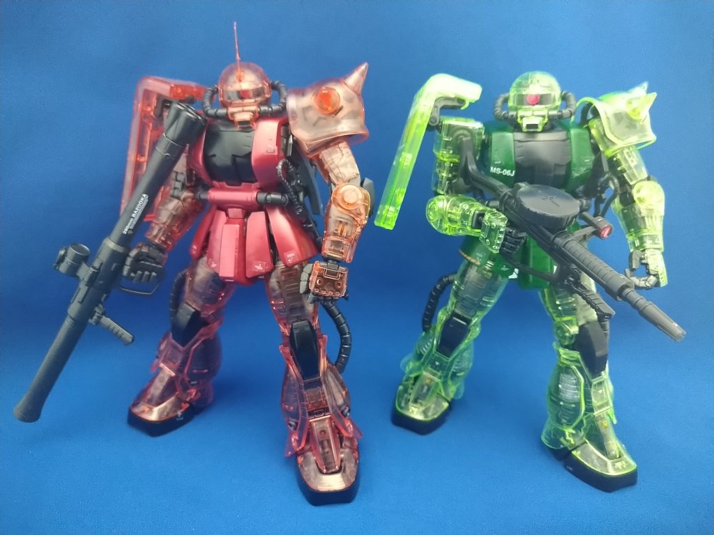 以前組んだ1番くじのシャア専用ザクと