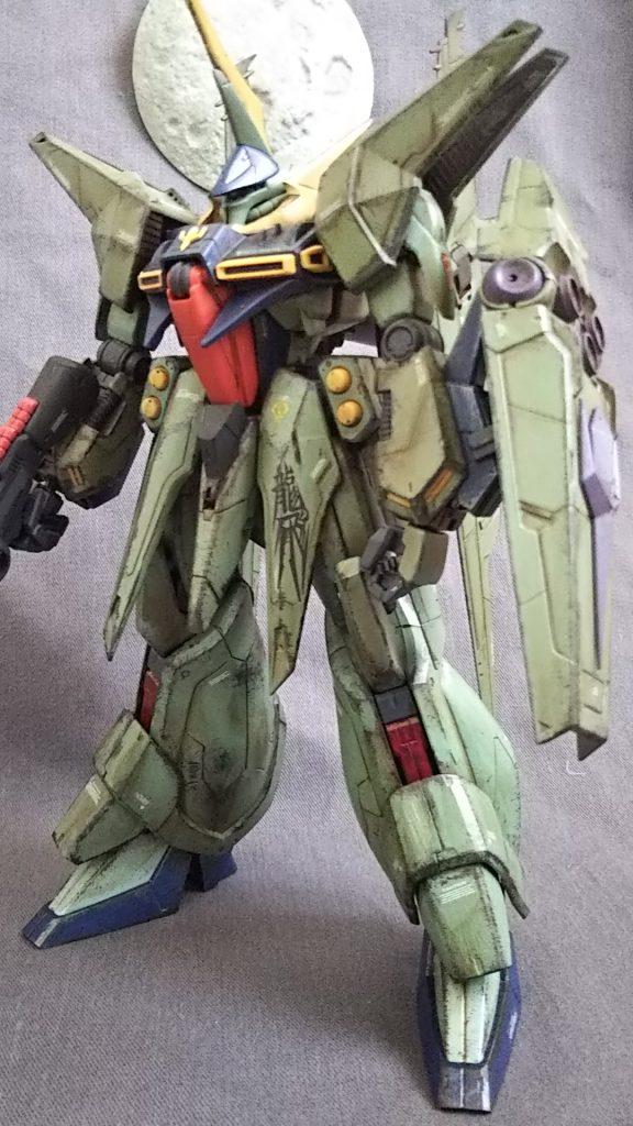 本体色はパステルグリーンにライトブルーを混ぜて、青はメカカラー ティターンブルーです。