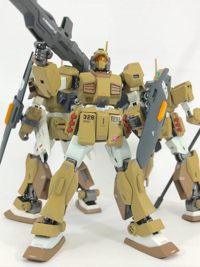 2号機(機体No.328)の紹介。スナイパー仕様で前々作、前作と同様にリゼルのロングビームライフルを装備。サイドアーマーには1号機と同じくハンドグレネードを装備しました。