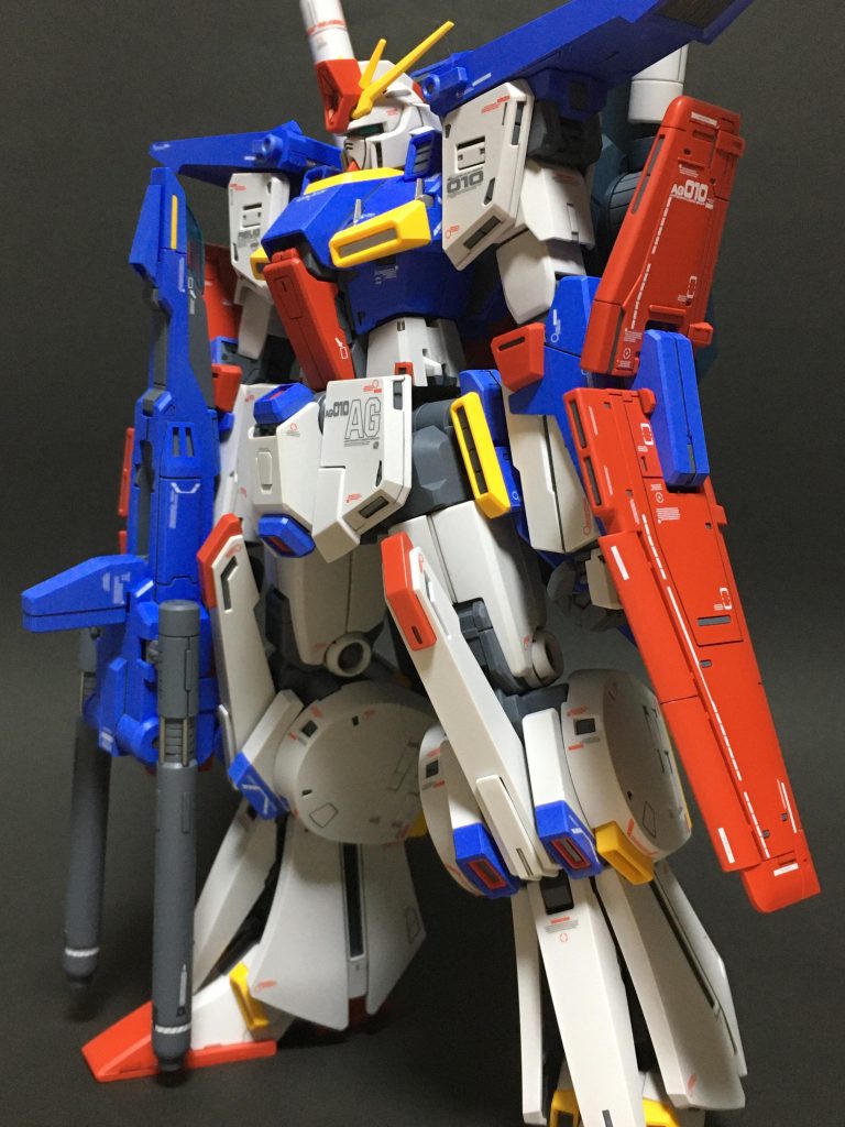 横から
ウイングのアレンジがカッコイイ上にデカールもカッコイイですw