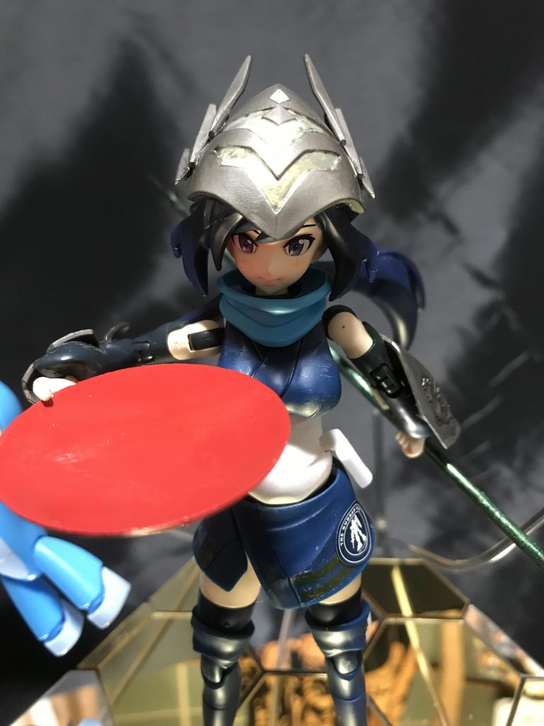 アヤメには福岡では有名な黒田節の格好をさせてみました。
博多駅にも銅像がある位に福岡では有名です。
天下三名槍の一つである「日本号」と盃の装備です。
日本号の実物は福岡市博物館に常設されてますので刀剣好きな方は見に行ってみては?