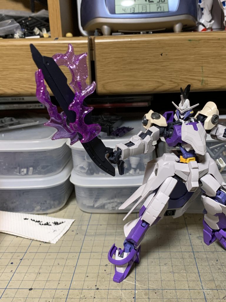 暗黒騎士なら暗黒剣技、という事で、暗黒闘気(ドレッドオーラ)とソウルイーター発動をイメージしてディナイアルのクリアパーツを持ってきました。厨二ハート全開です。ご清聴ありがとうございました。