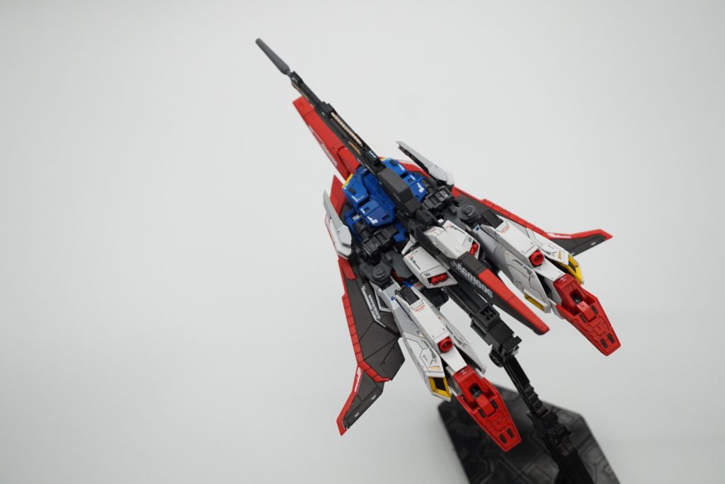 ウェイブライダーもカッコいいですね
塗装剥げとか気にしてる場合じゃないw
稼働機構のフレームも塗り分ければ良かったなと今更ながら思う