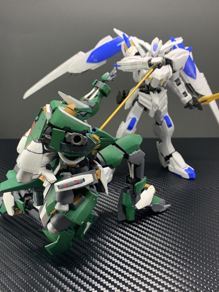 カルタ「マクギリス...わ、私は...あなたを..」