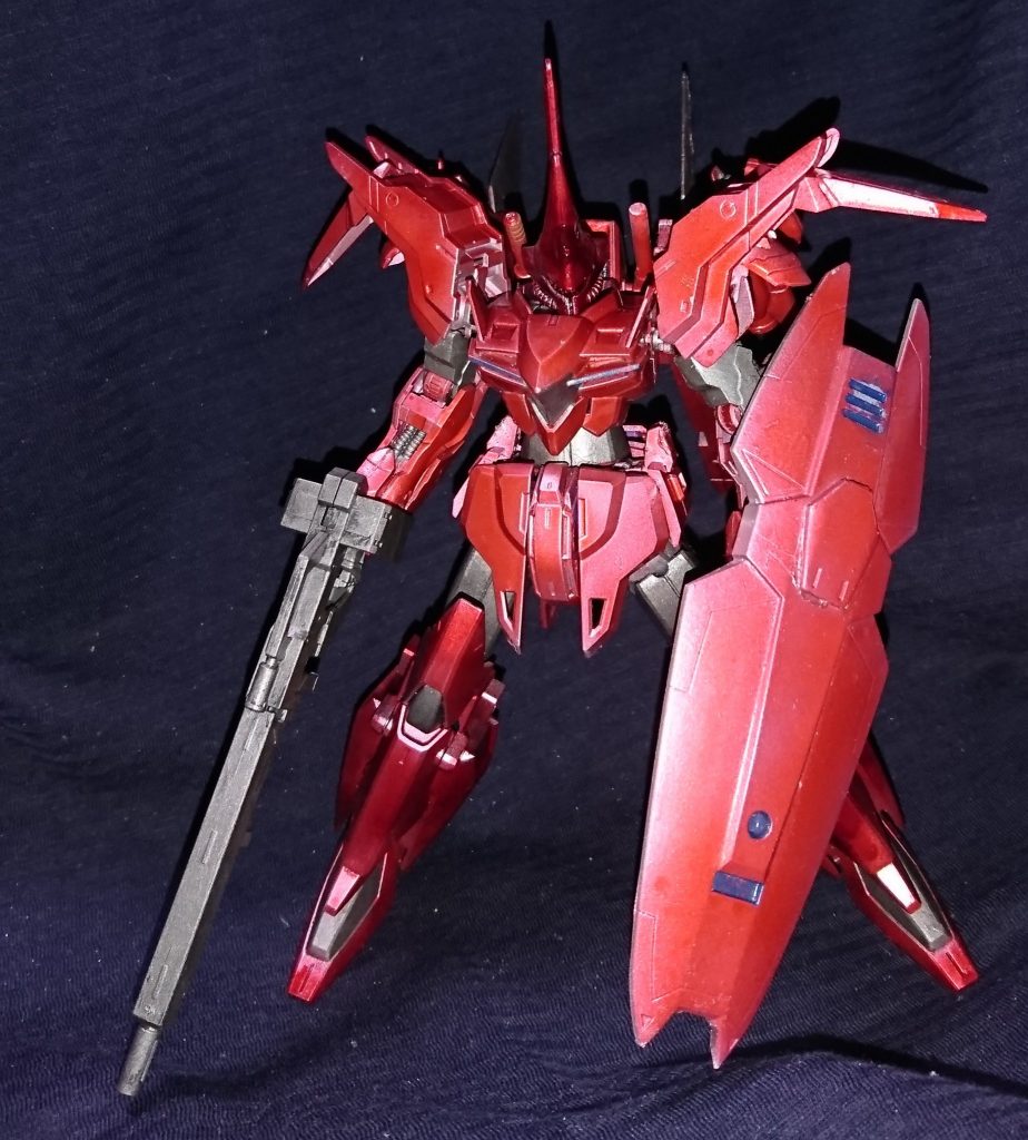 シールドはハーディガン1/100のを少し加工