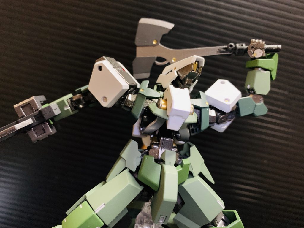 グレイズ改–5枚目/制作者：√銀龍 ﾁｰﾑGBH