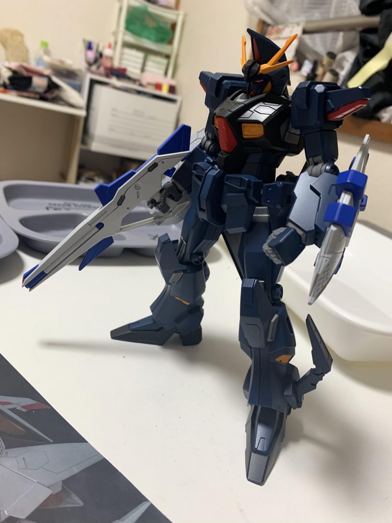 中の人は敵っぽく青く塗ってやりましたよ！