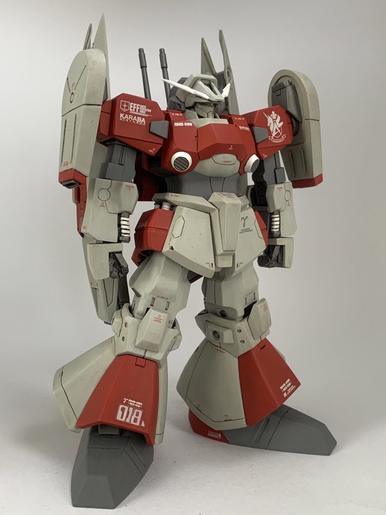 塗装はいつもどおりファレホ筆塗り🖌
Zplusアムロカラーが想像以上に似合ってる気がします。