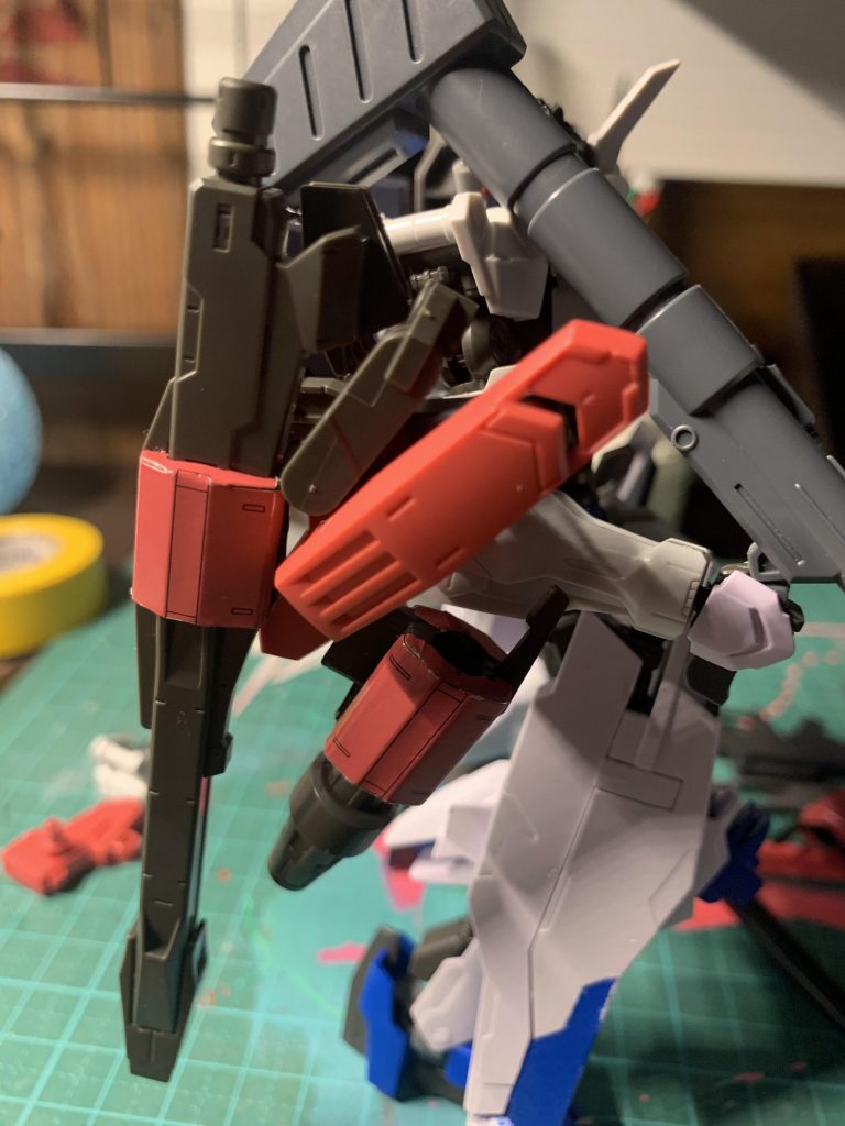 最初はロケットランチャーを持たせる予定でしたが、GNランチャーがあったんでそれを使いました