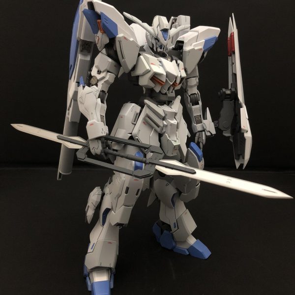 ガンダム　オーロ・バエル