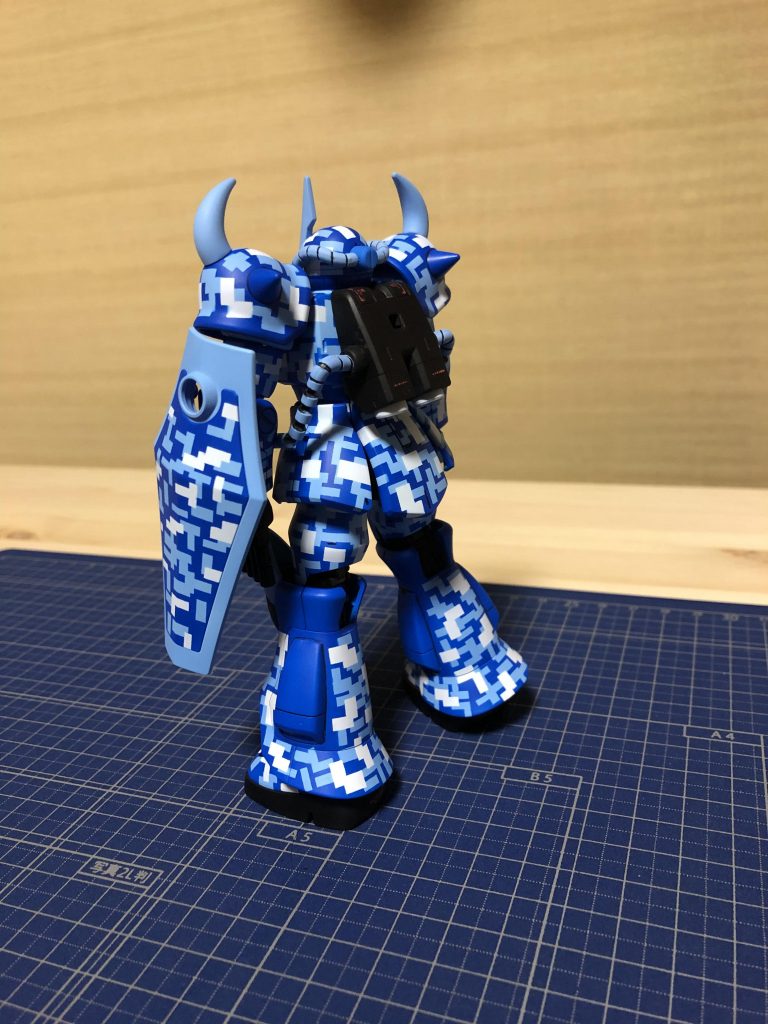 HGUC.1/144グフ迷彩–3枚目/制作者：おやプラ
