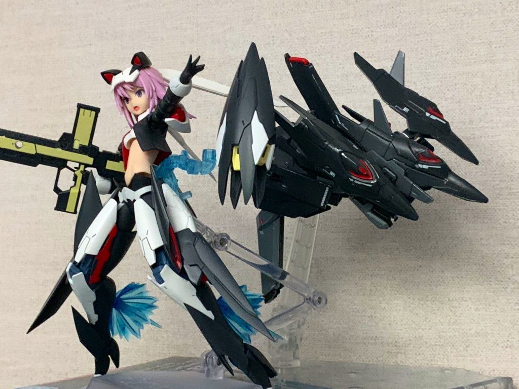 ここまでくるともはやガンダム要素薄いですが構成部品は100%ガンプラです!
ということで最後までご覧頂きありがとうございました
…ア◯スギアはいいぞ。