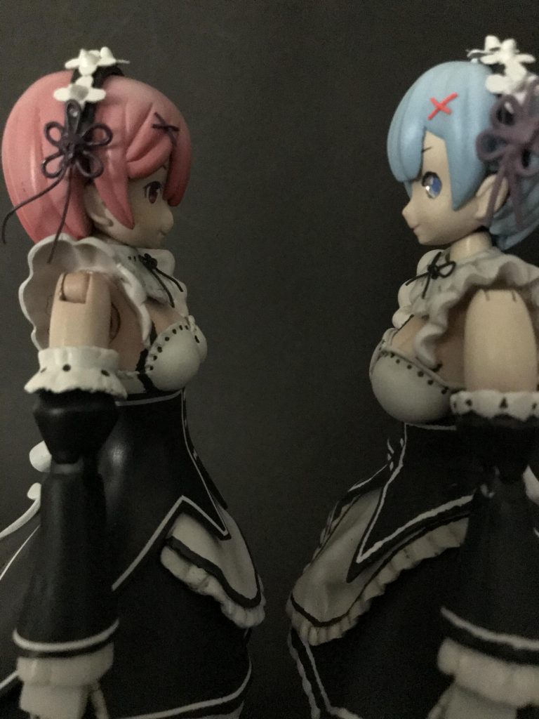 見よ
この胸部装甲の違いを〜