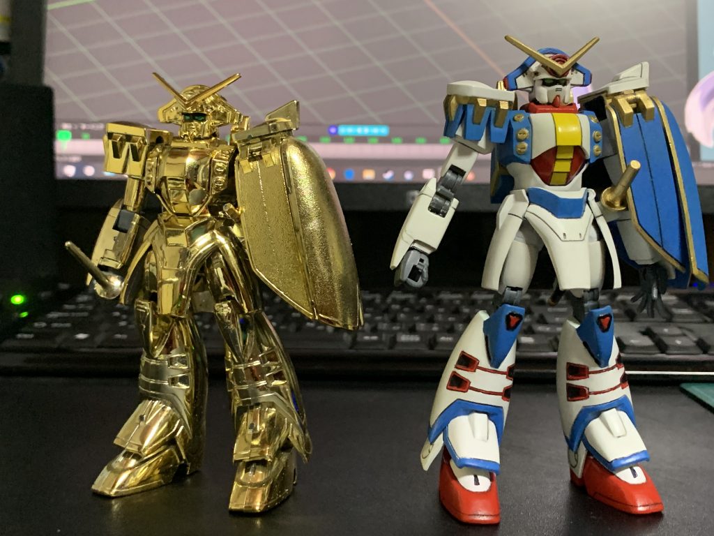 元キットと。関節周りの都合で多少身長が伸びた。最新版の1/144ゴッドガンダムがやたら大きいので並べたらちょうど良いやも。比較対象がスーパーモード版しかありませんでした…(小声)