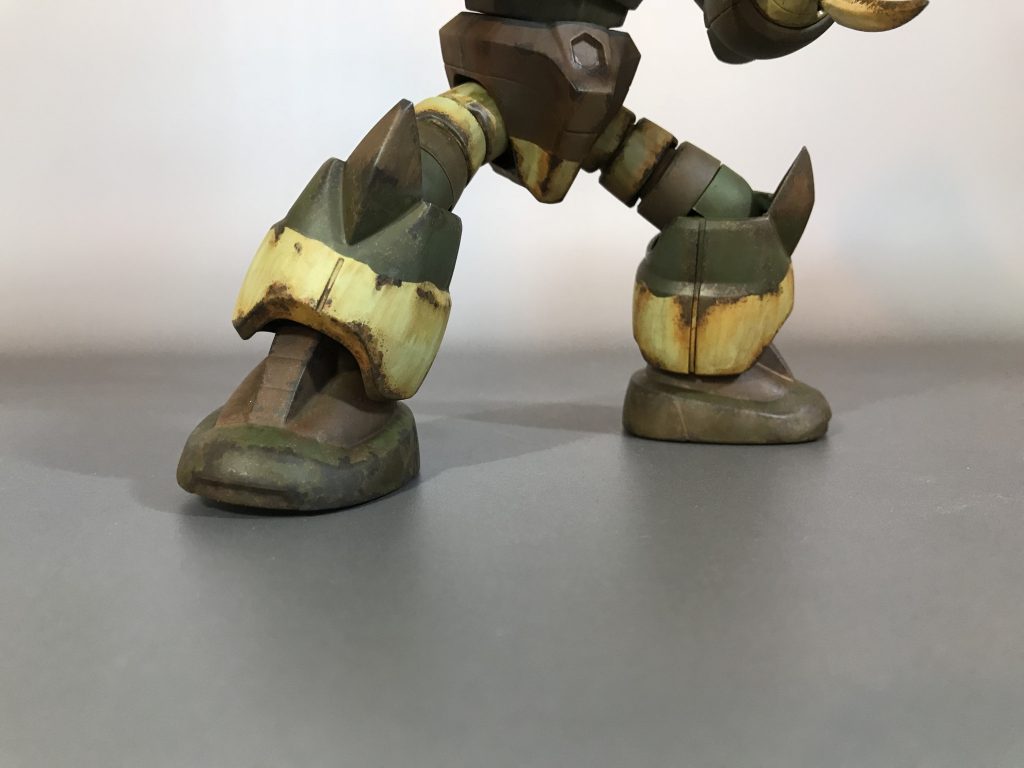 雰囲気を確かめながらサビ塗装を進めると全身をサビさせてしまいました。