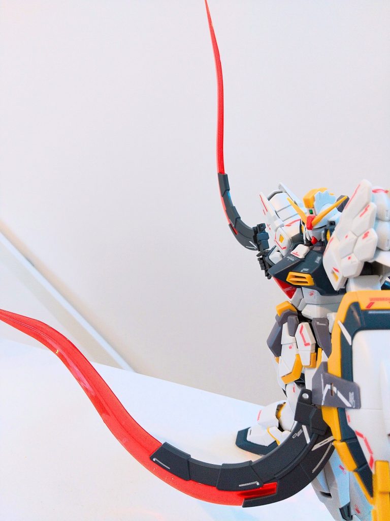 ヒートショーテルは炎熱化状態のクリアレッドも付属しています。