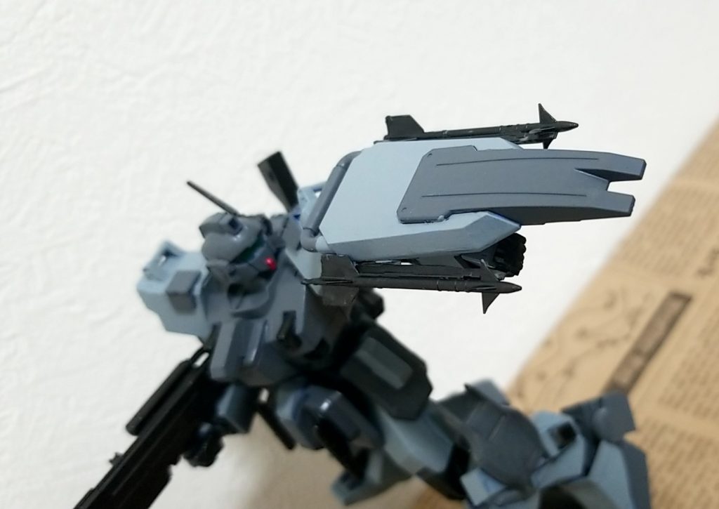 ミサイルグレネード
大きなミサイルを2発シールドに装備
しかし大きすぎるため誘爆の恐れがあるので、殆どの場合最初に撃つ