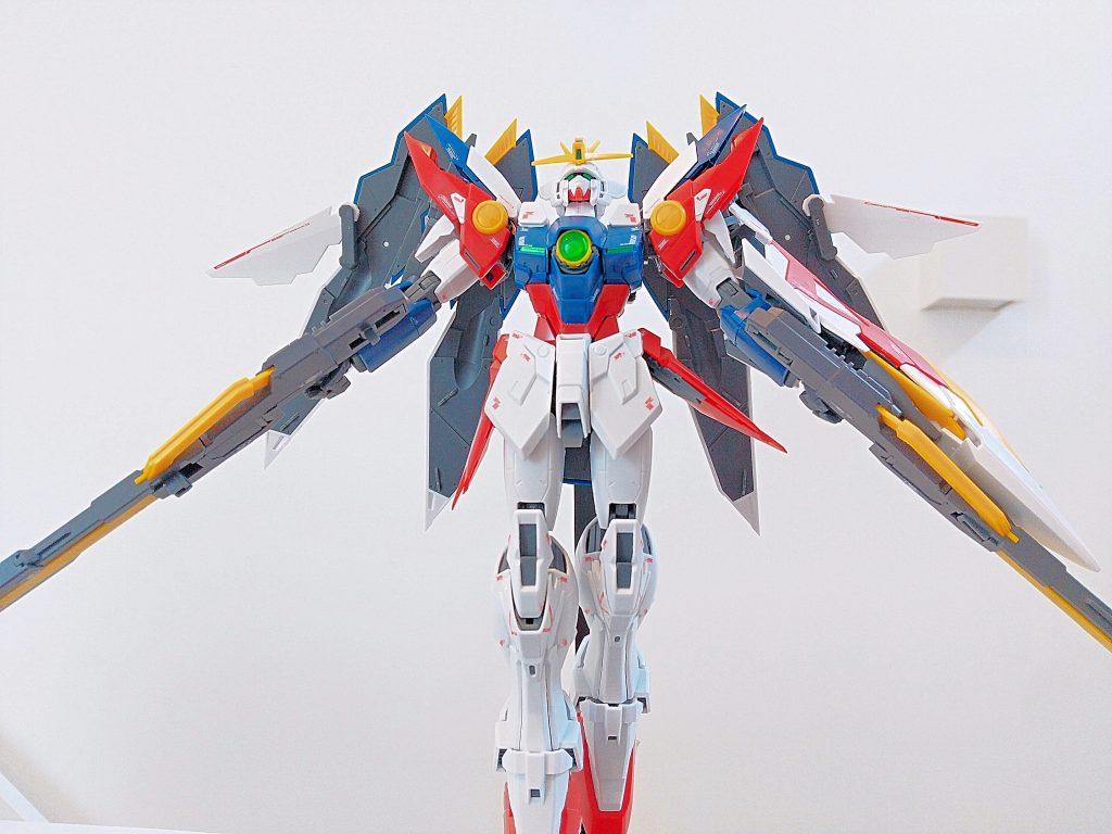 以上、MG ウイングガンダムプロトゼロ EWでした。個人的には天使の羽のウイングゼロよりもこのテレビ版ゼロの方が好みです。世代なのでどちらも大好きですが笑
腰と足の稼働は本当に素晴らしいので、ウイングファンの方は購入したら満足すると思います。