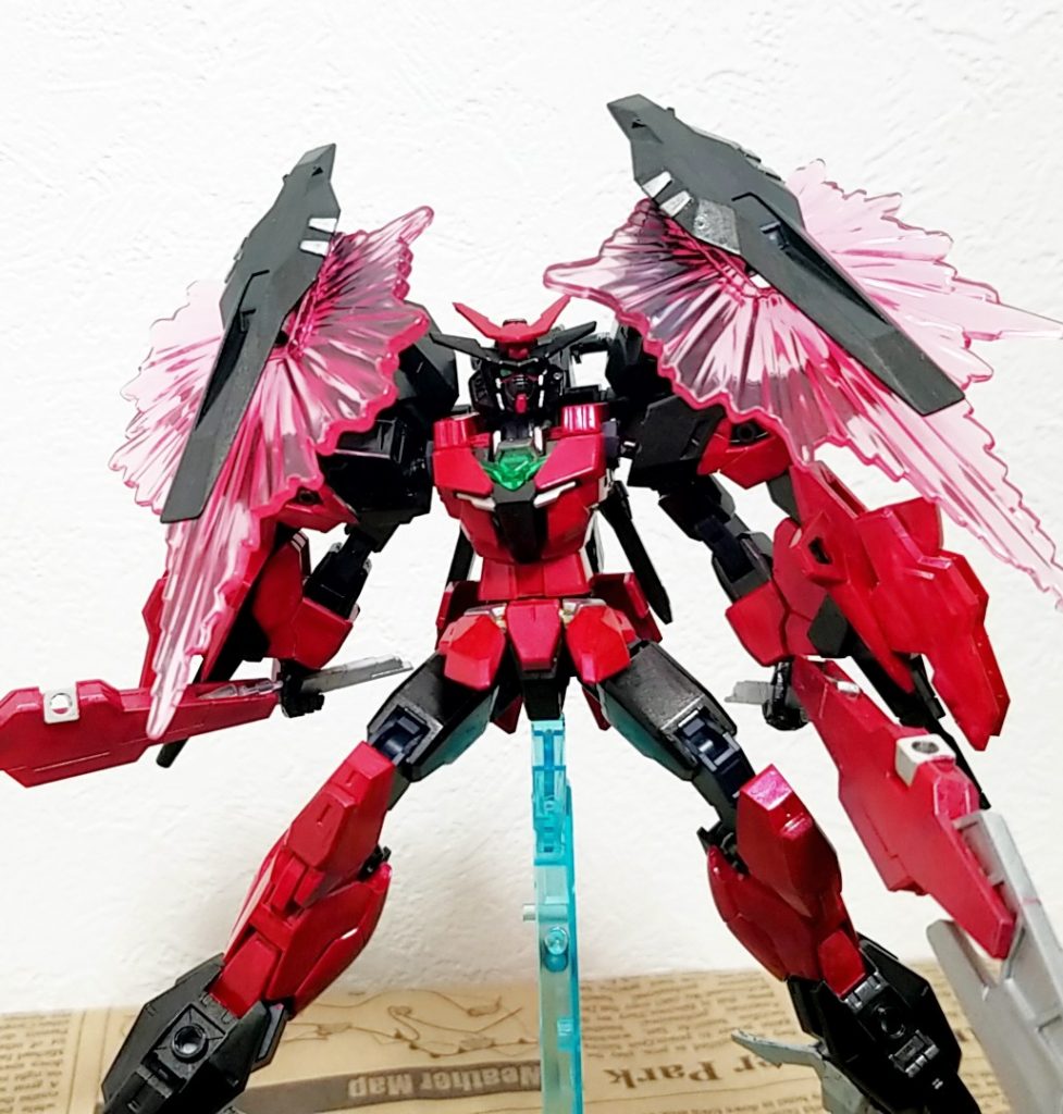 デスティニーやヴィクトリーガンダム程の性能はないが、防御や機動力増加は可能