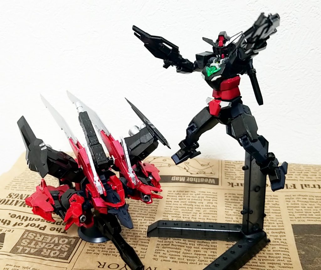 コアガンダムネロ
クレセントアーマー
コアガンダムはシールドは装備せずコアスプレーガンとコアスプレーガン改の2丁持ちで戦う
コアスプレーガン改はビームサーベル機構も備えている