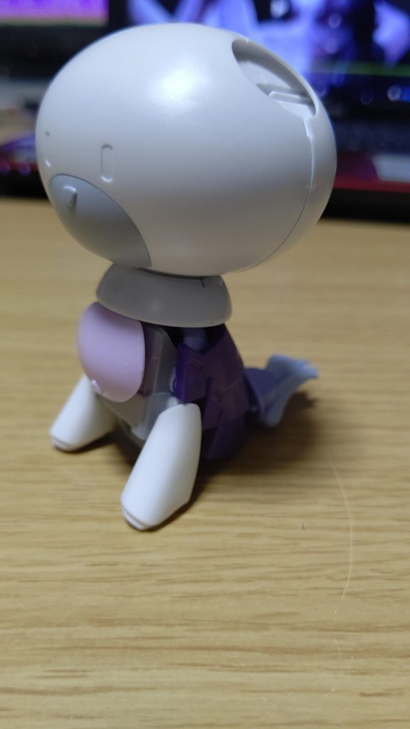 エコもかねてプチッガイやガンプラのジャンクパーツが芯になってます。