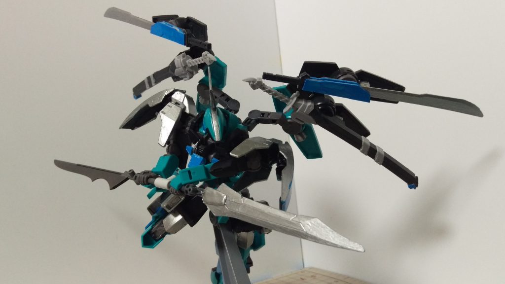 デュランダーナとレーヴァティンは連結して使用することもできる。