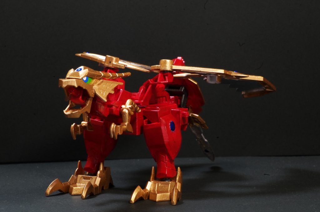 ヴァルキランダー本体に代わる胴体の代替パーツにより、
ヴァルキランダー不要でガンドラゴンモードを再現できるようになりました。