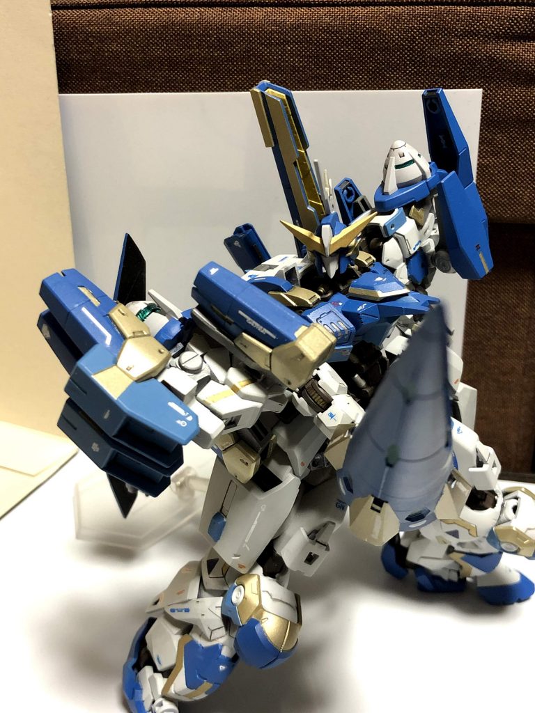 近接武装　GNバスターランス
GN粒子を纏わせることで貫通力防御力を上げる。