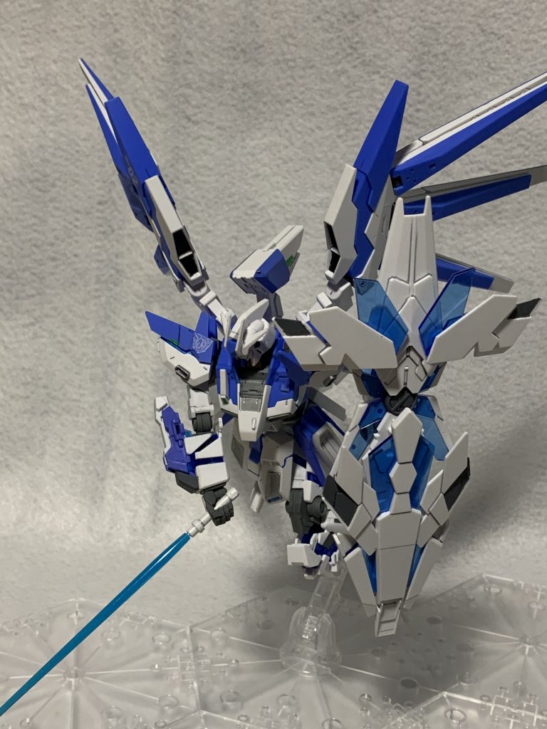 ポーズ決めが難しいです。