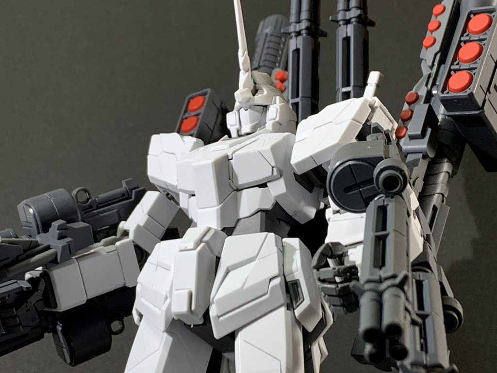 コレだけ盛るとかなりデカイのでものすごく迫力と存在感があります。