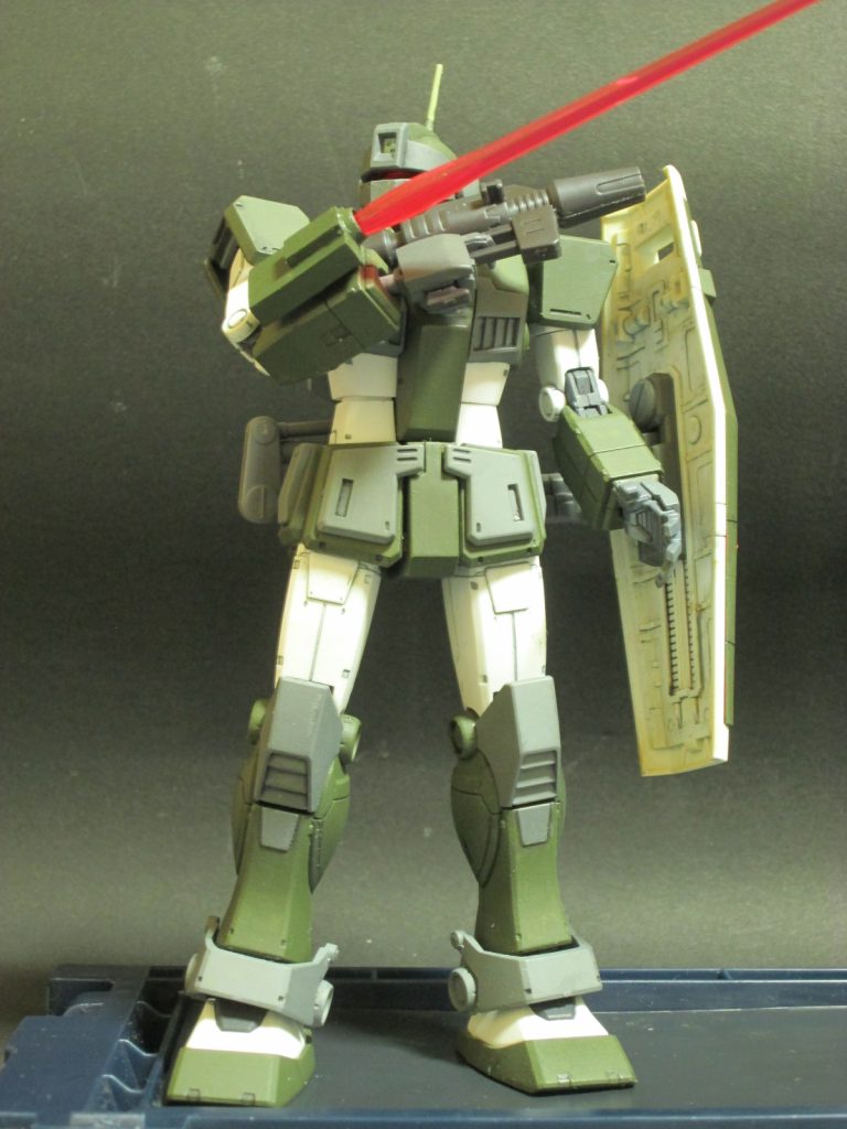 腕のボックス型サーベルは自作。