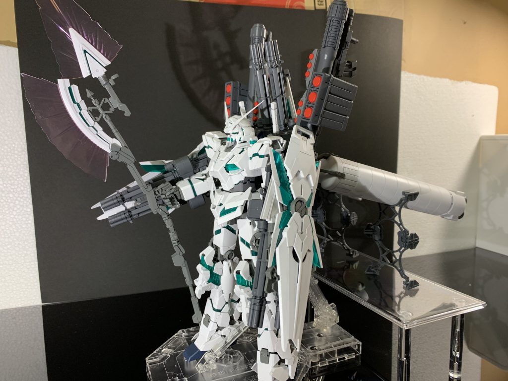 全部盛りのフルアーマー状態。とにかく場所を取る。けれどとにかくカッコイイ。