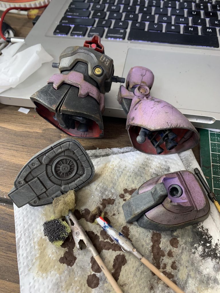 砂色は最後にスポンジで