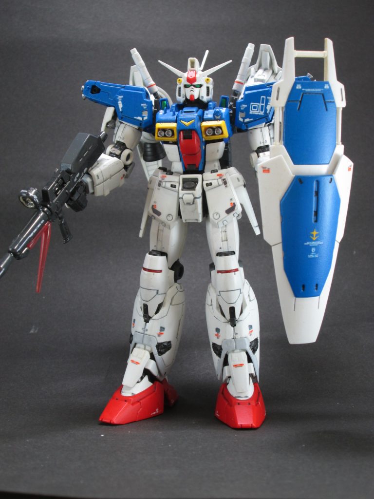 パーツが小さいので水転写デカールを貼るのに苦労しました。
（歳なので目が疲れました＾＾；）