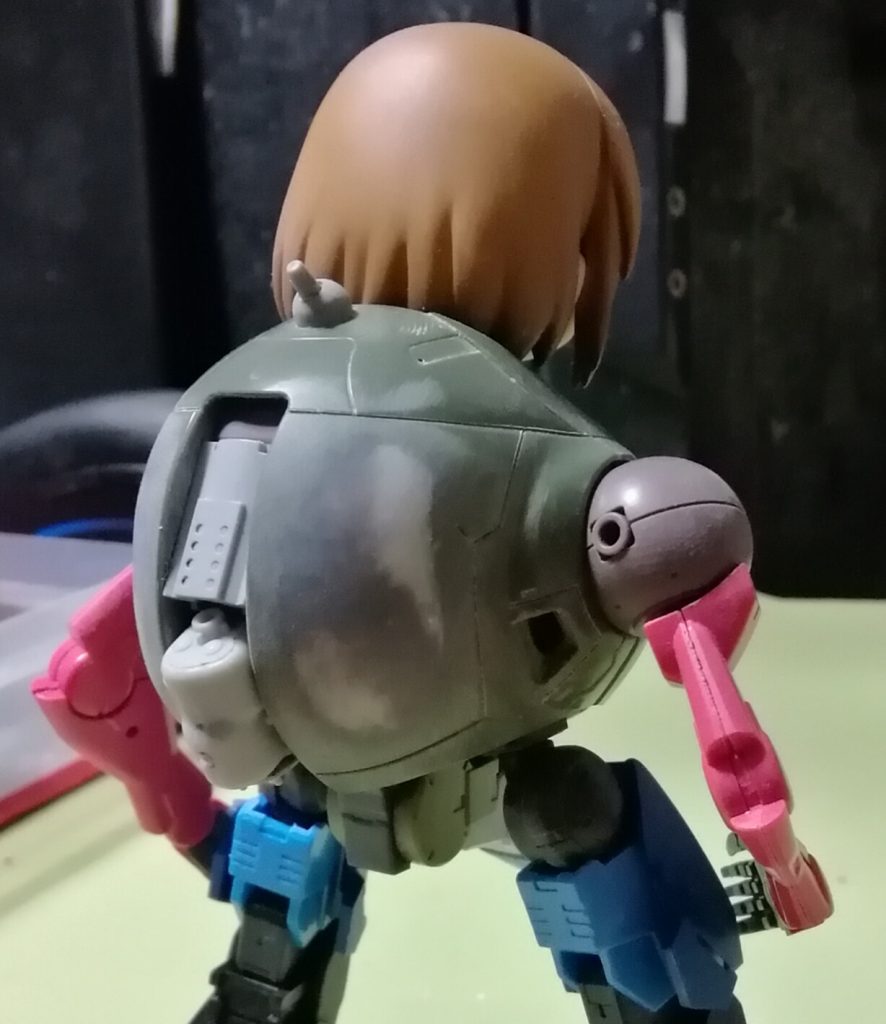 地味に大変だった背中の穴埋め