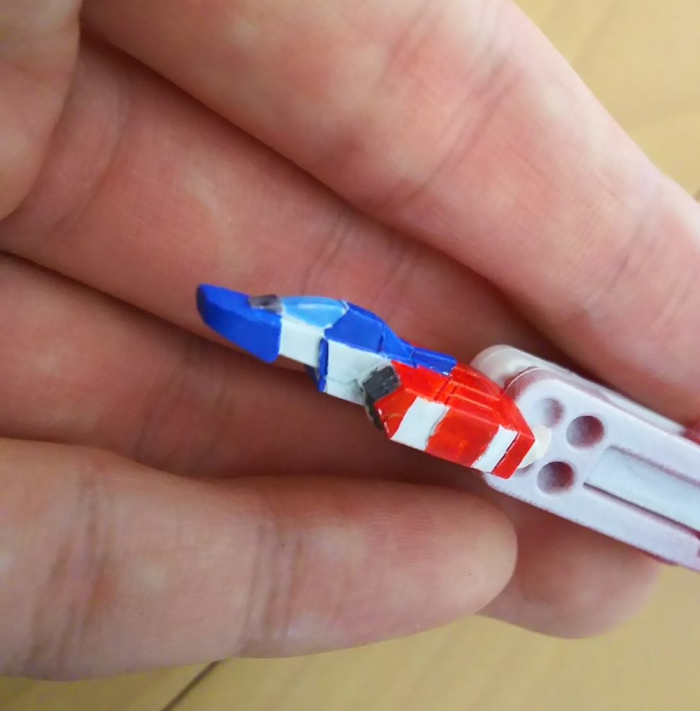 とにかくコア・ファイターが小さく塗り分けは一苦労しましたが達成感は一入です！