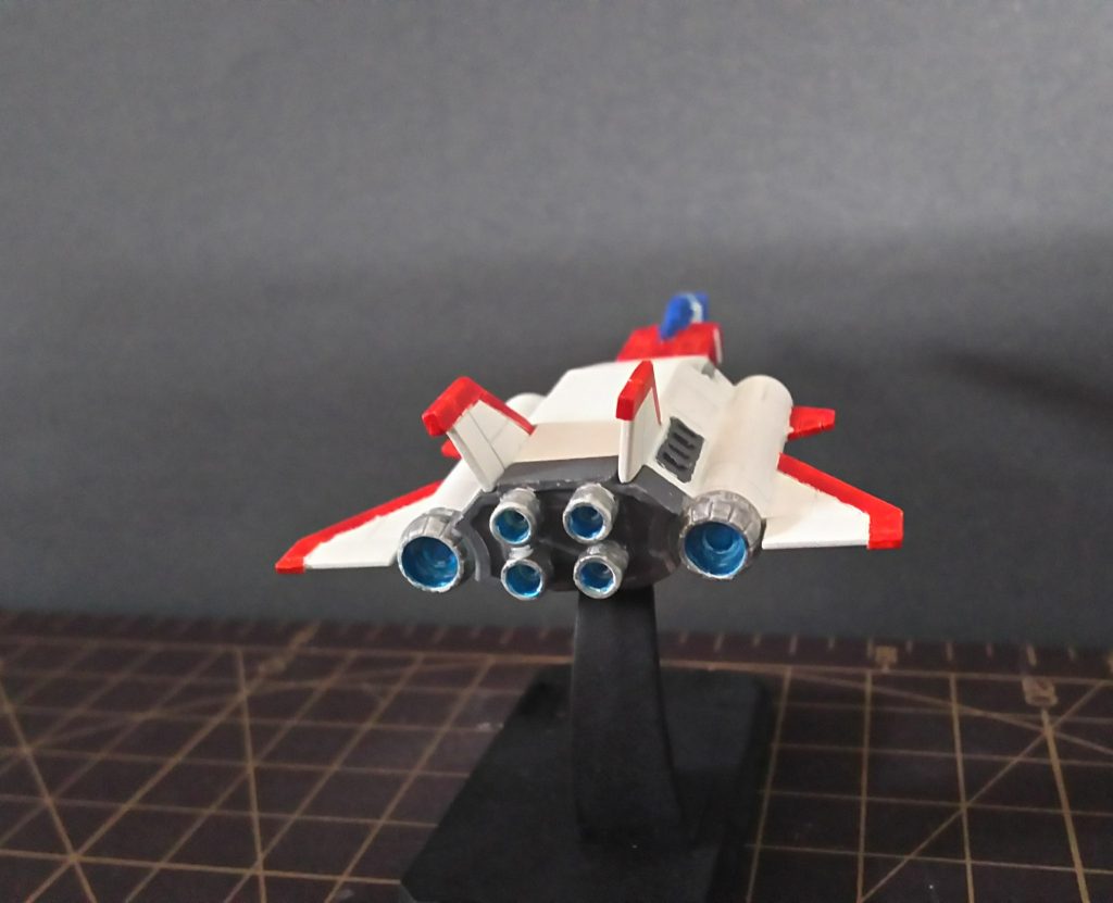 バーニアのシルバーとメタブルーの組み合わせが個人的に好きではまってます