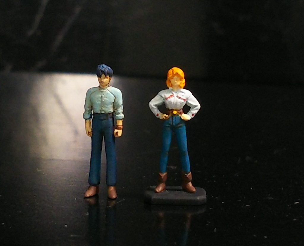 キット1.0付属のシーブックと2.0付属のセシリーを塗り分けました。