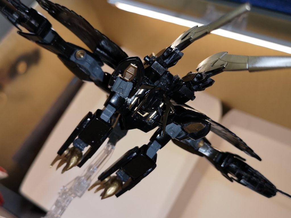 足のブースターもいい感じに後ろ向きに