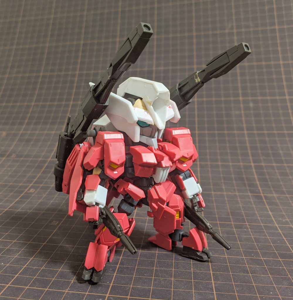 制作途中です。
キットを切って付けていっただけなので、ほぼ最初の切った張ったの状態ですが完成とほぼ近いと思います。