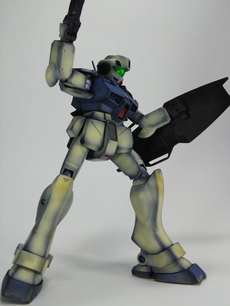 箱絵風にポーズ