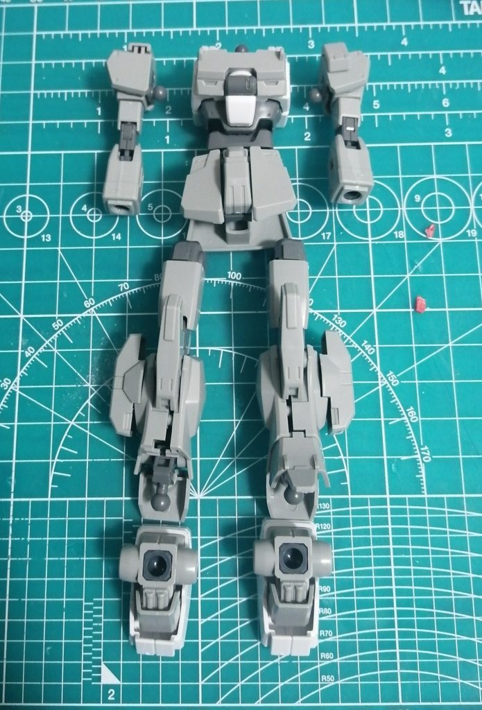 本体がカッコイイのであんまりイジらず