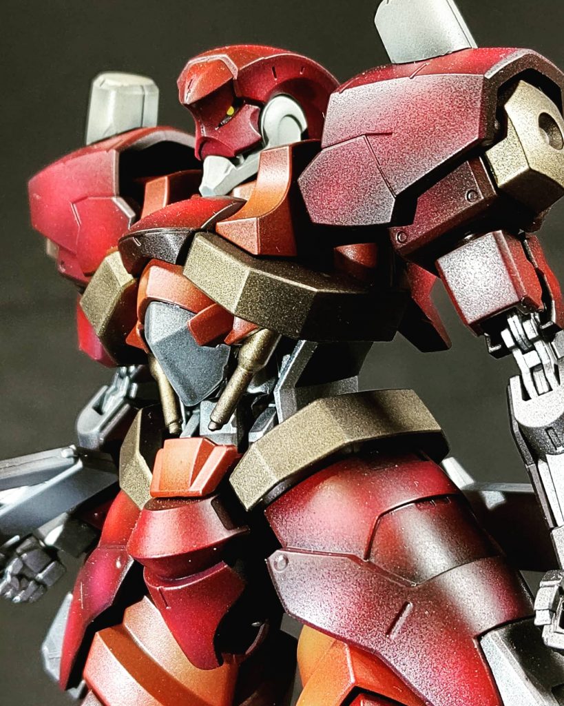 口がパカッって開くように改造。