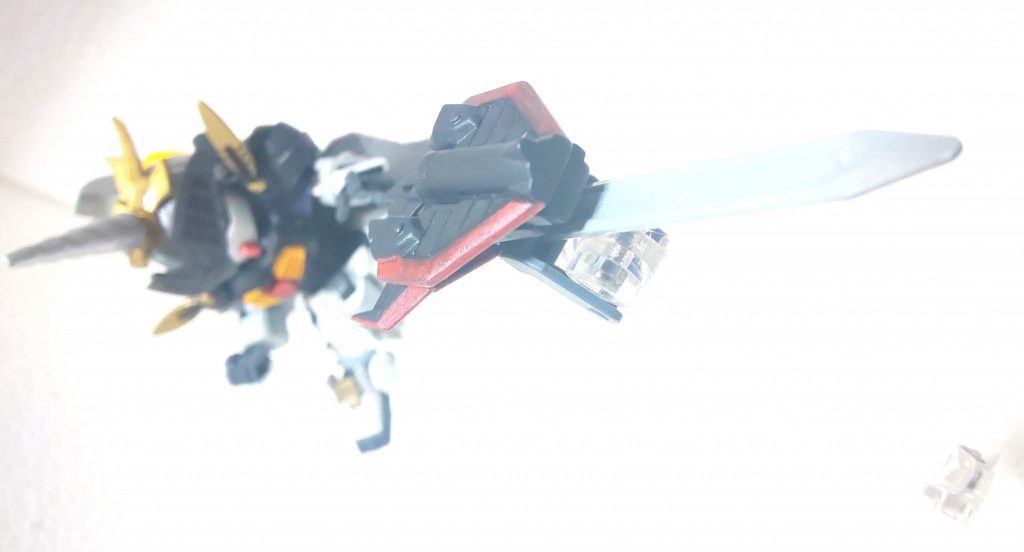 ◯必殺技「メガライダ」剣と盾を合体させて魔法で操作し、敵を貫く。なげつけた盾に向かって剣を蹴り飛ばして無理矢理合体させる荒業も使う。 