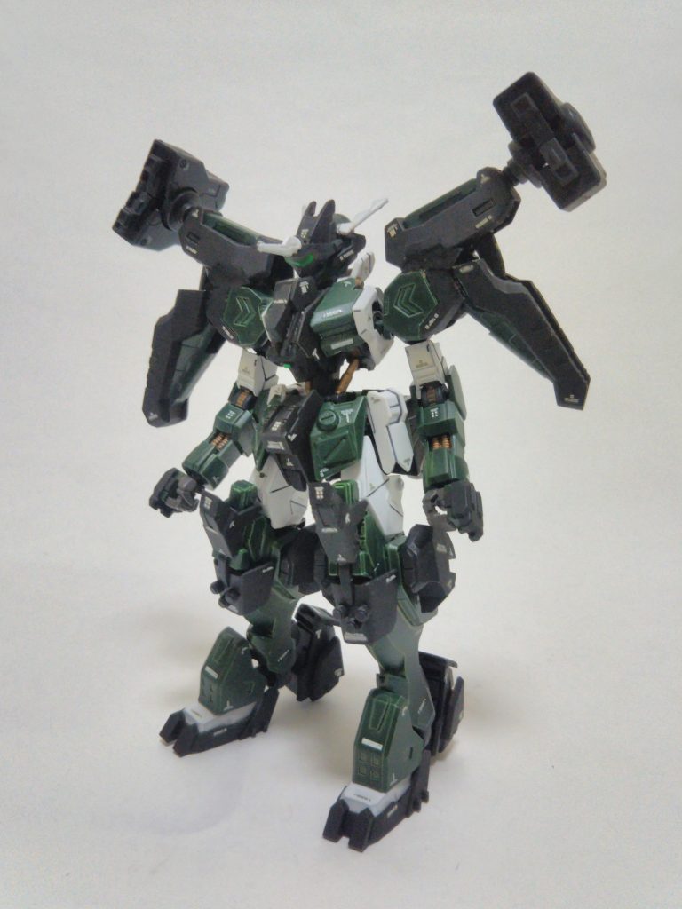 ガンダム フォラス–2枚目/制作者：KOU