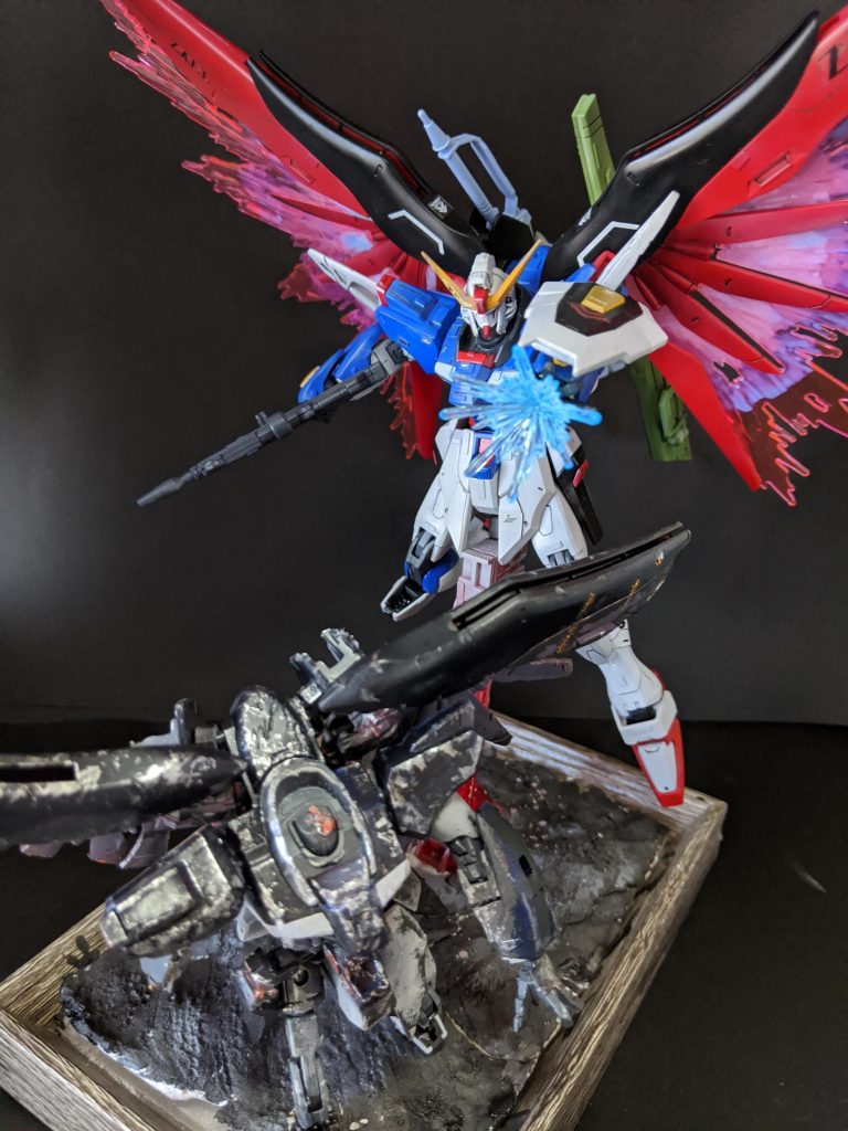 飾るときはこんな感じ!
実は発売して買ったとき2個買いました。もう一つの残骸です
損傷した方も別に上げたので宜しければそちらもご覧ください。
最後まで見て下さりありがとうございました!!