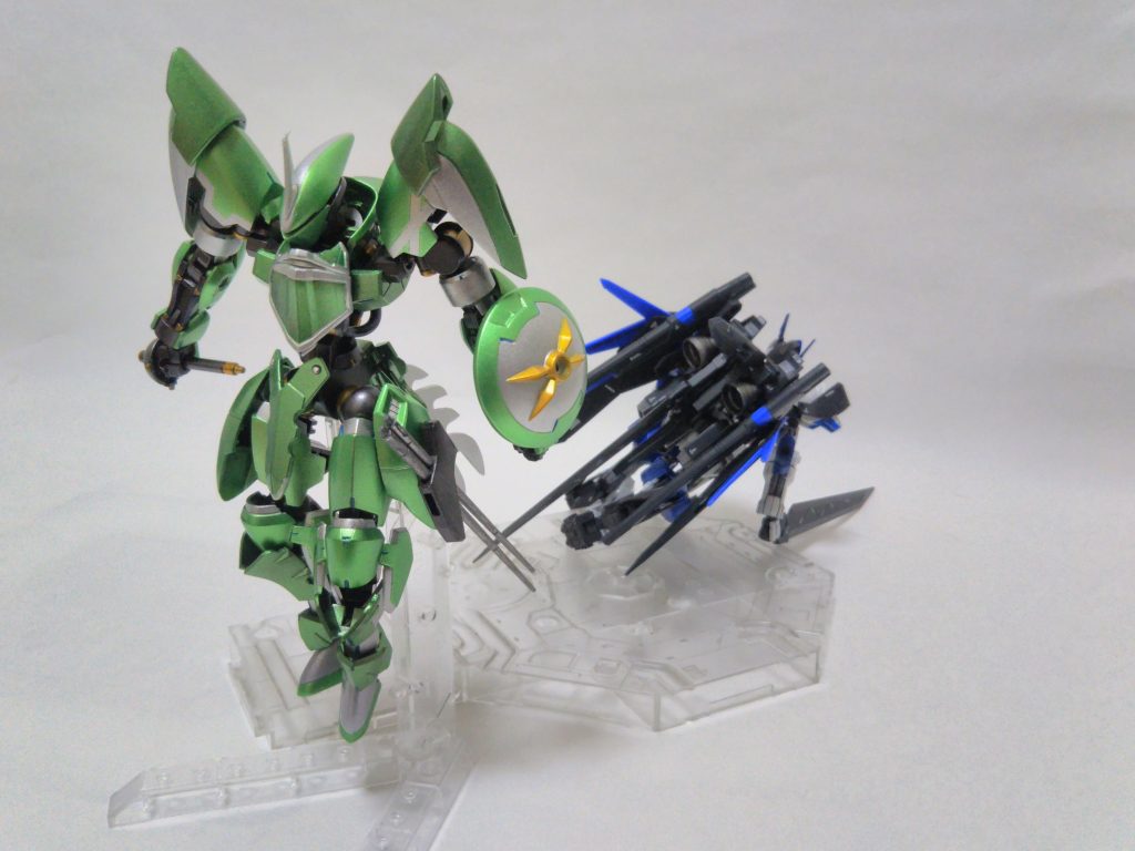 ガンダム・フレーム
VS
ヴァルキュリア・フレーム