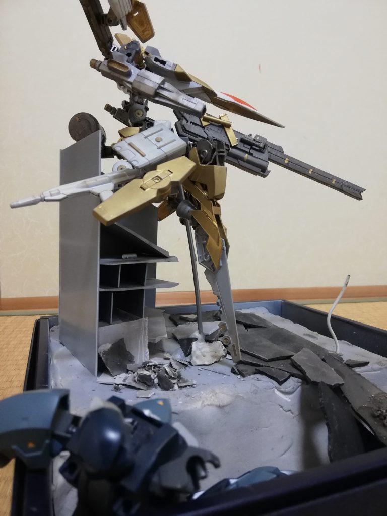 裏面は見ちゃ駄目なんだぜw