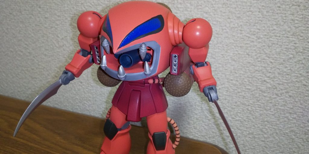 口の中には3連大型ビーム砲。